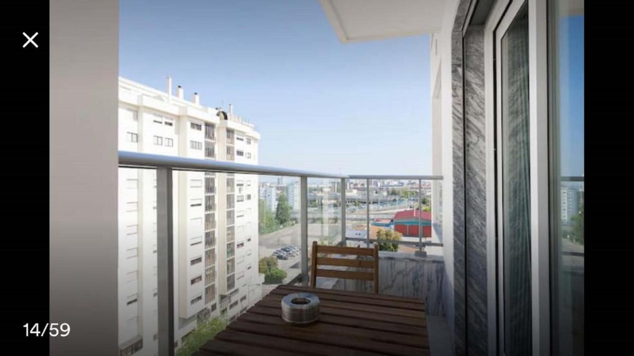 Modern Apartment For Family And Group Of Friends Sacavém Eksteriør bilde